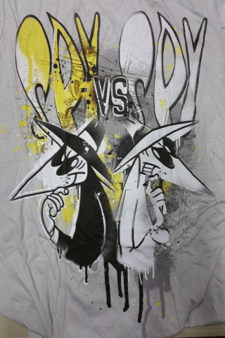 (image for) Spy Vs Spy Back to Back T-Shirt - Click Image to Close